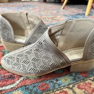 BRAND NEW! Catherine Malandrino Booties Size 7.5